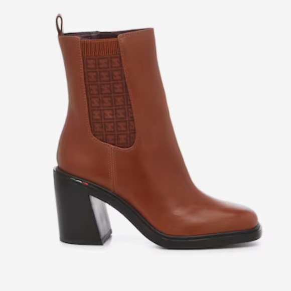 120. Franco Sarto Paula Bootie in brown Size 7.5 - Picture 1 of 3